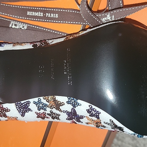 BRAND NEW SAINT LAURENT PALACE HEELS 39.5 - Picture 5 of 8